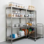 scaffalatura e carrello